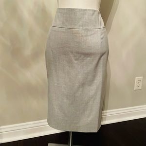 Light gray pencil skirt